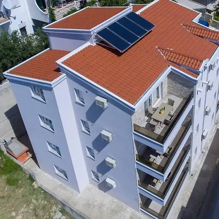 Apartman Ivica #7 *